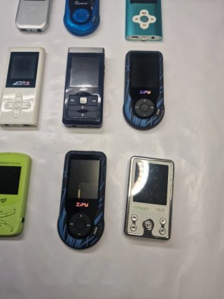 Lote 9 MP3/MP4 RUMAX y otros