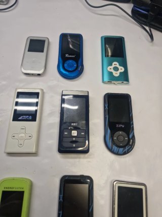 Lote 9 MP3/MP4 RUMAX y otros