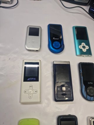 Lote 9 MP3/MP4 RUMAX y otros