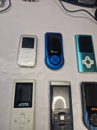 Lote 9 MP3/MP4 RUMAX y otros