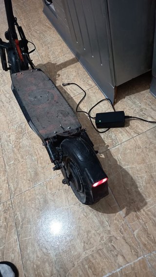Patinete Eléctrico Negro