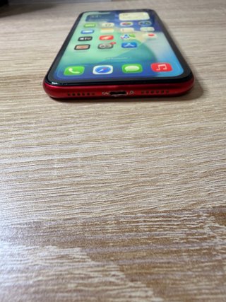 iPhone 11 128 GB Rojo