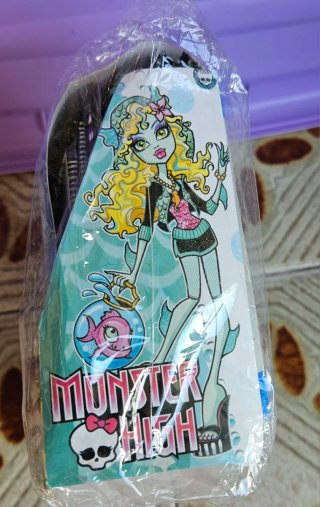 Caja de sobres cartas monster high 40 unidades