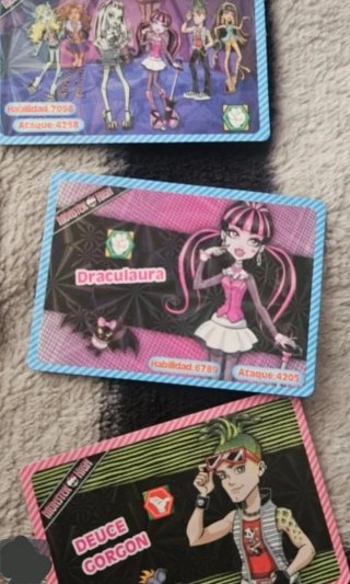Caja de sobres cartas monster high 40 unidades