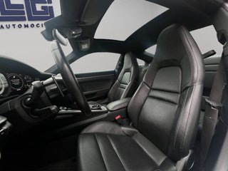 PORSCHE 911 CARRERA 4