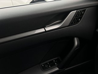 PORSCHE 911 CARRERA 4
