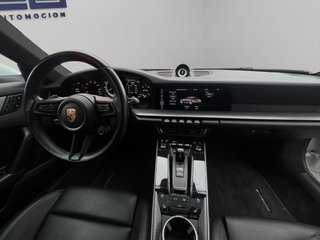 PORSCHE 911 CARRERA 4