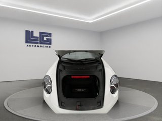 PORSCHE 911 CARRERA 4