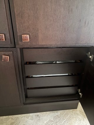 Aparador wengue 4 puertas