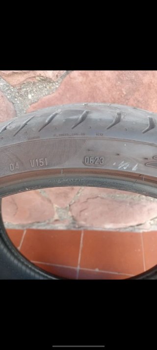 Neumático 225/35/19 Pirelli p zero