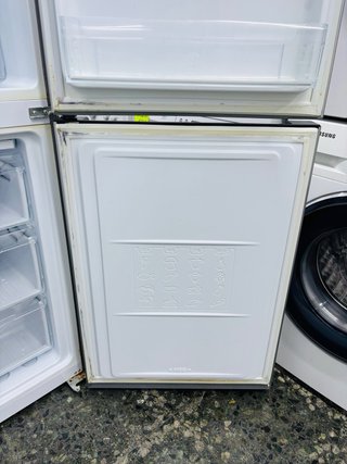 Nevera Indesit