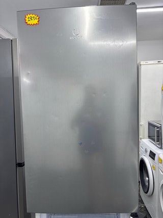 Nevera Indesit