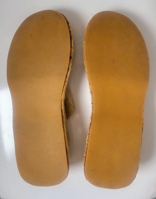 SANDALIAS FENDI