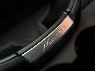 PORSCHE Macan Macan