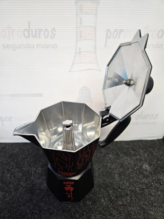 Cafetera Italiana Bialetti Stranger Things Nueva