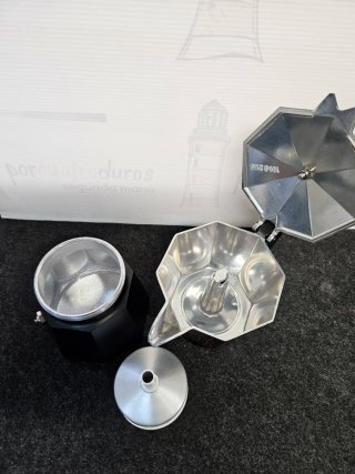 Cafetera Italiana Bialetti Stranger Things Nueva