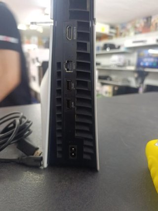 Consola PS5 Slim con Lector