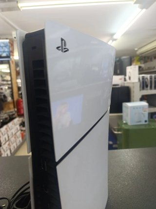 Consola PS5 Slim con Lector