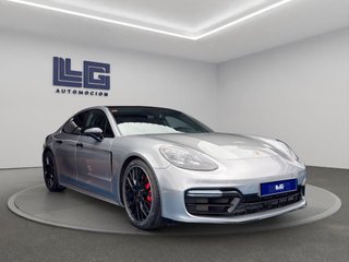 PORSCHE Panamera GTS