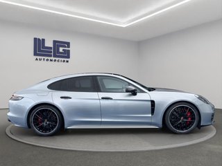 PORSCHE Panamera GTS