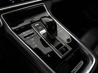 PORSCHE Panamera GTS