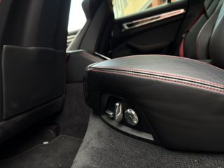 PORSCHE Panamera GTS