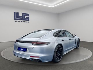 PORSCHE Panamera GTS