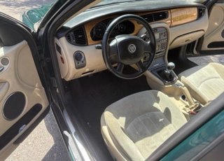 Jaguar X-Type transferido