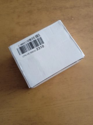 Atril para trompeta dorado