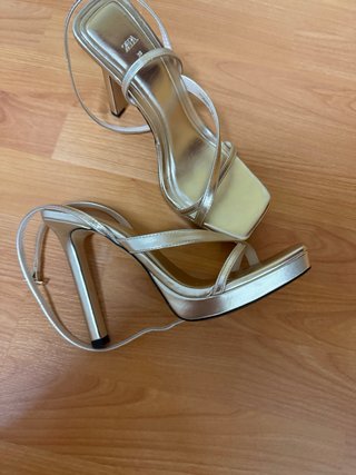 Sandalias Zara Tacon Dorado No ago envio
