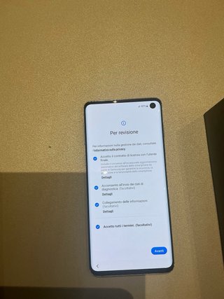 Samsung Galaxy S10 con scatola originale