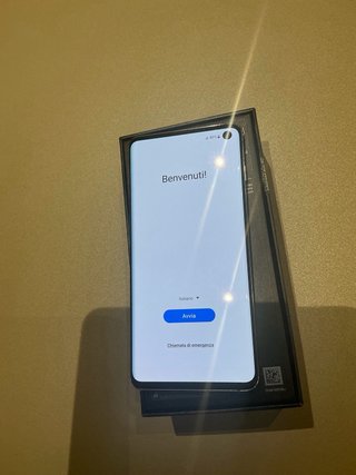 Samsung Galaxy S10 con scatola originale