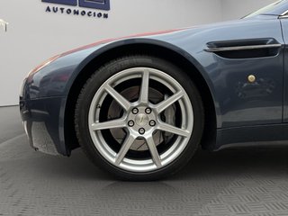ASTON MARTIN V8 Vantage Coupe Manual