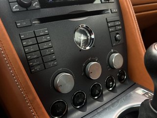 ASTON MARTIN V8 Vantage Coupe Manual