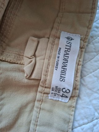 Pantalón corto vaquero beige