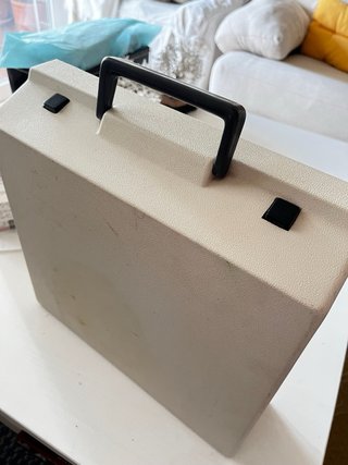 Máquina de escribir Olympia Traveller Deluxe