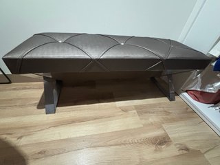 Banco tapizado para habitación
