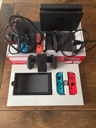Nintendo Switch Azul y Rojo