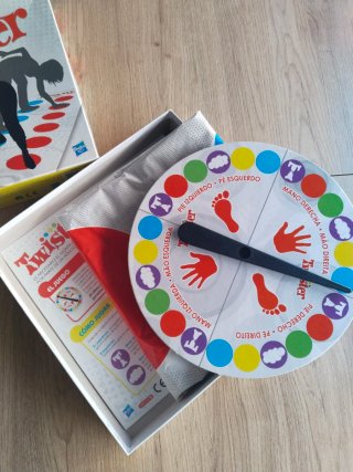 Juego de mesa Twister Hasbro