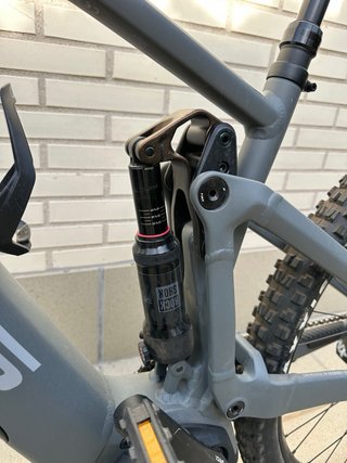 Bicicleta Eléctrica FOCUS 6.7