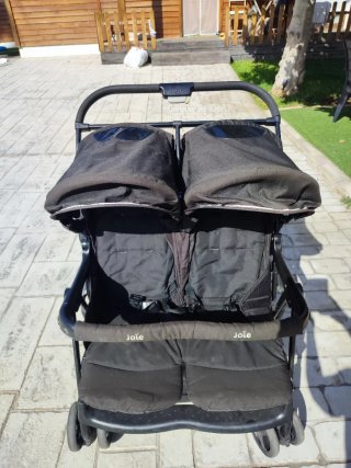 Silla gemelar Joie negra