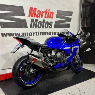YAMAHA YZF-R1
