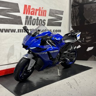 YAMAHA YZF-R1