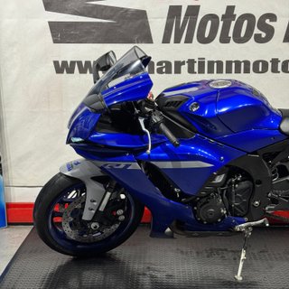 YAMAHA YZF-R1