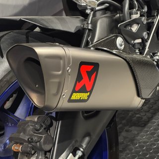 YAMAHA YZF-R1