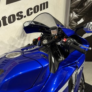 YAMAHA YZF-R1