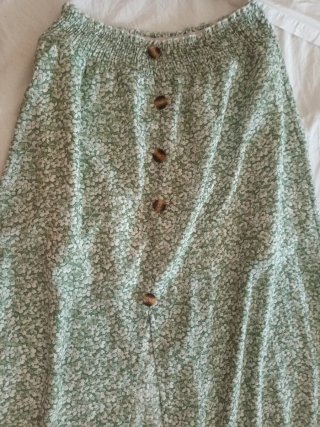 Falda larga floral verde