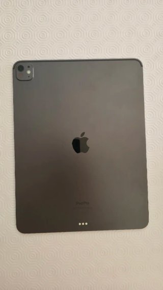 iPad Pro M4 13" + MAGIC KEYBOARD