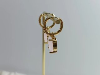 Pendientes baño oro piedra rosa cuadrada