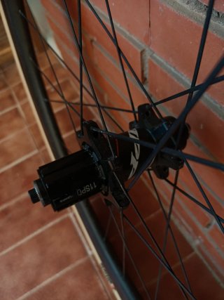 Zipp 404 Firecrest
